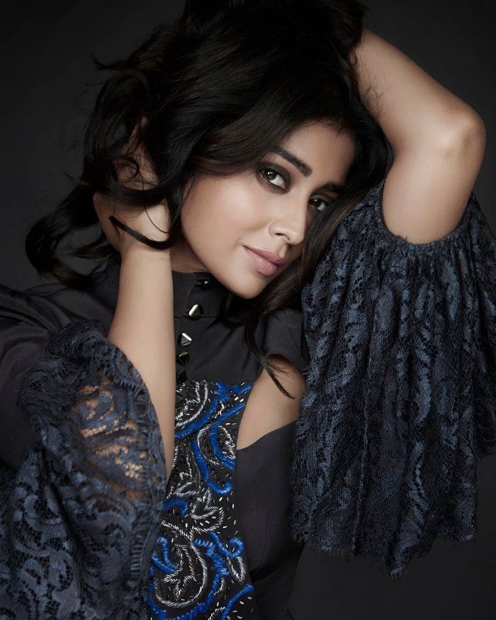 shriya saran 6